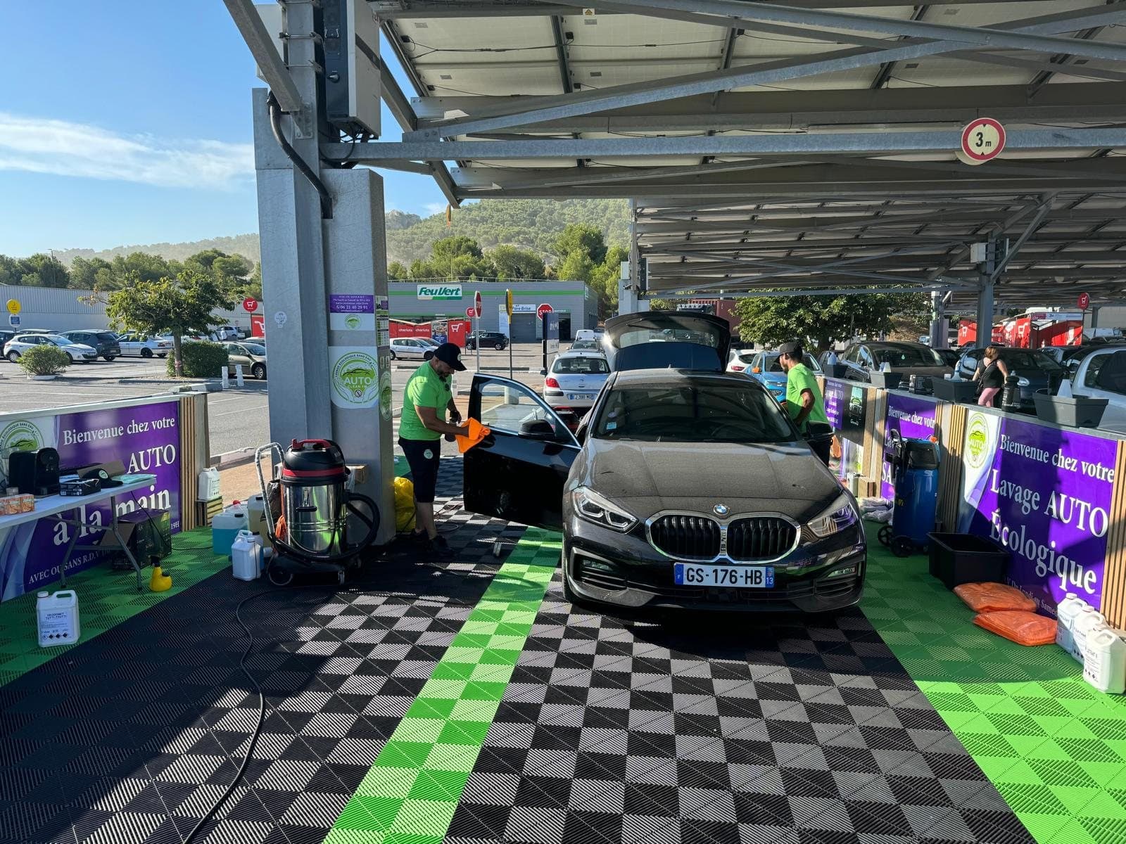 Centre de lavage AUTO CLEAN FM Châteauneuf-les-Martigues — Parking Carrefour, Châteauneuf-les-Martigues